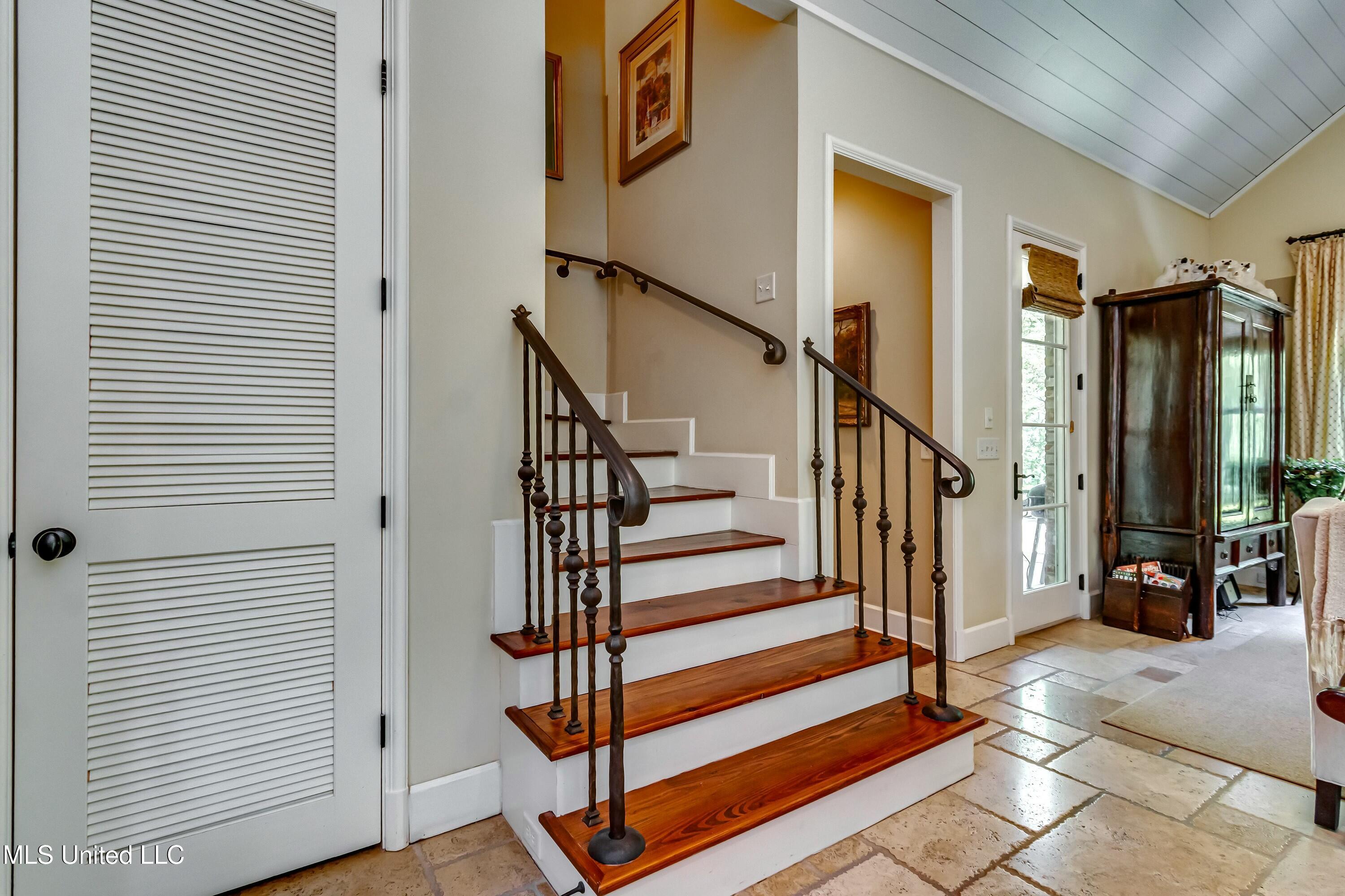 4156 Ridgewood Road Jackson, MS 39211 - Photo 43 of 68 43
