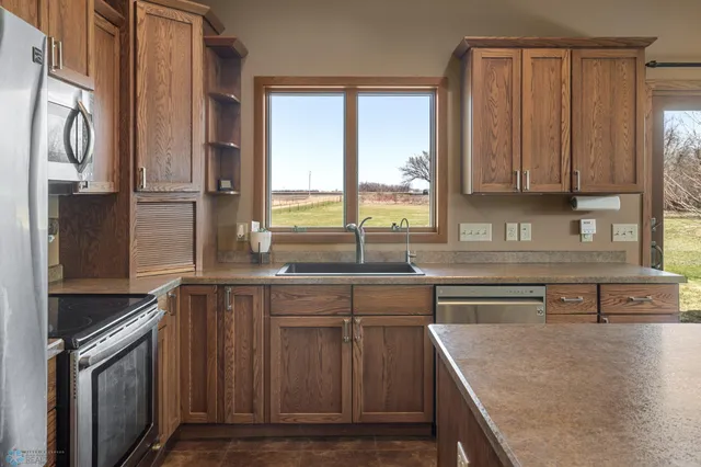 $525,000 | 1829 400th Street, Campbell, MN 56522