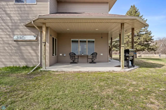 $525,000 | 1829 400th Street, Campbell, MN 56522