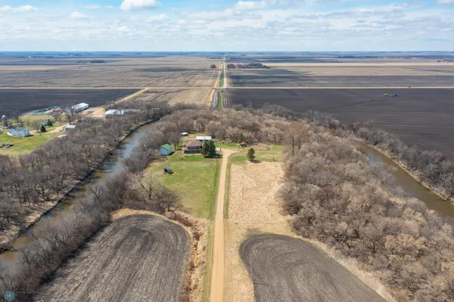 $525,000 | 1829 400th Street, Campbell, MN 56522