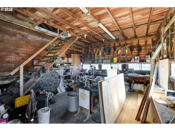 $1,750,000 | 22345 Highway 22 Sheridan Or 97378, Sheridan, OR 97378