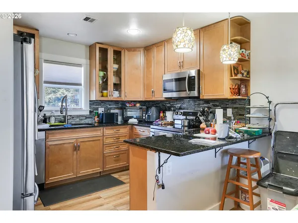 $1,750,000 | 22345 Highway 22 Sheridan Or 97378, Sheridan, OR 97378