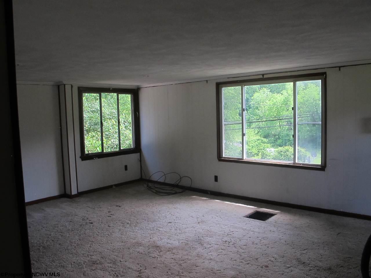 55 Robinson Run Road Maidsville, WV 26541 - Photo 8 of 19 Gallery Image 8