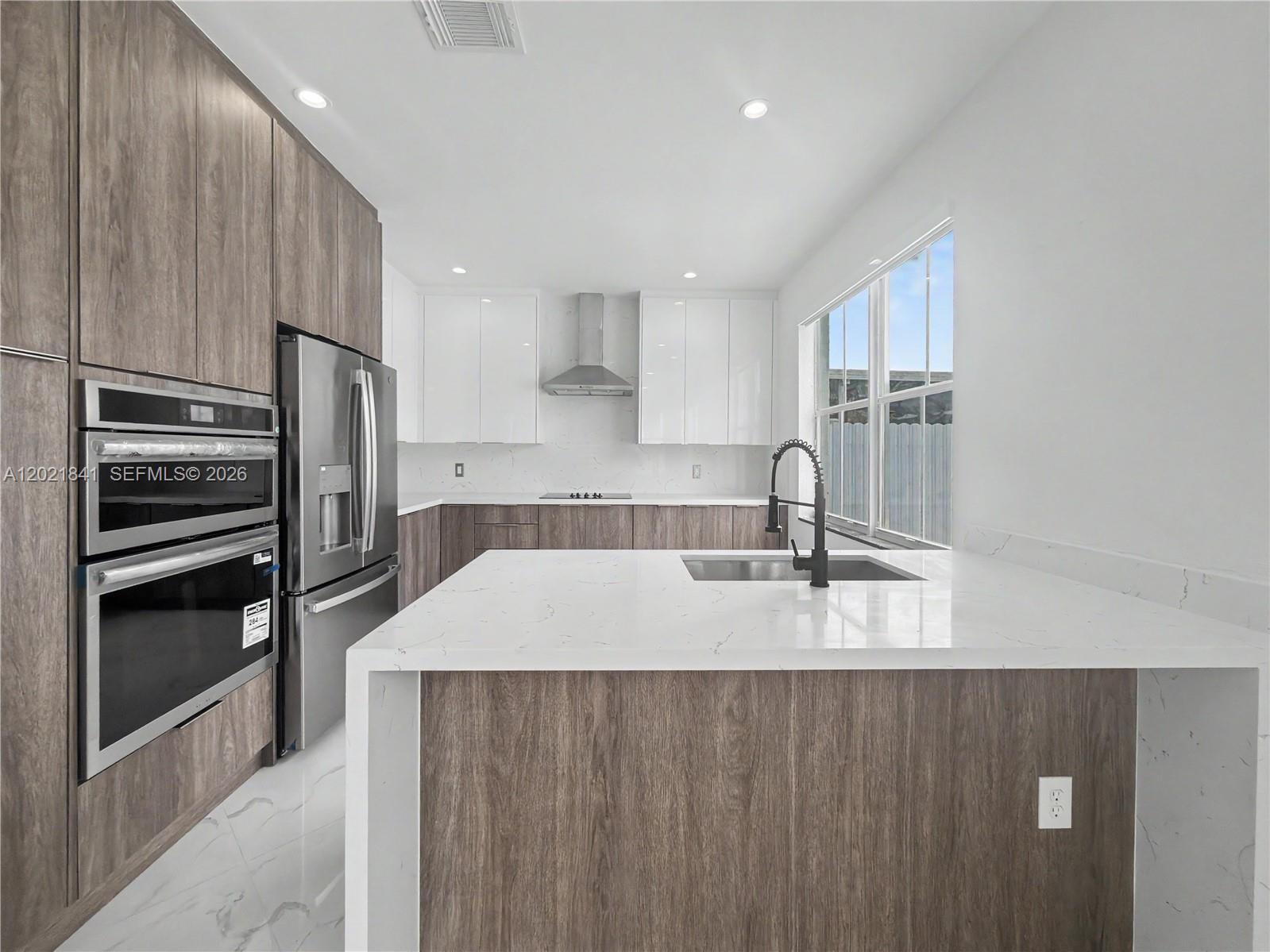 15486 Southwest 23rd Lane Miami, FL 33185 - Photo 15 of 33
