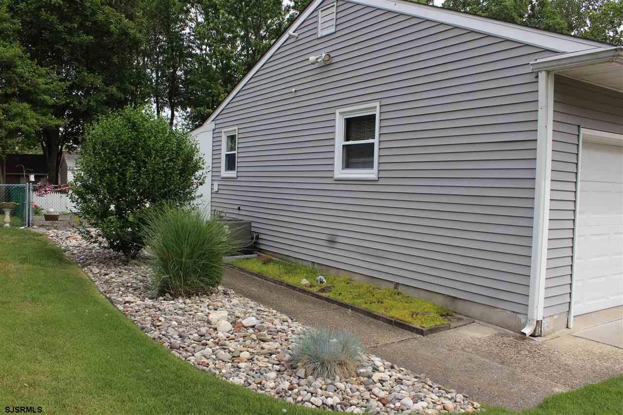 16 Haddon Road Somers Point, NJ 08244 - Photo 3 of 25 Gallery Image 3