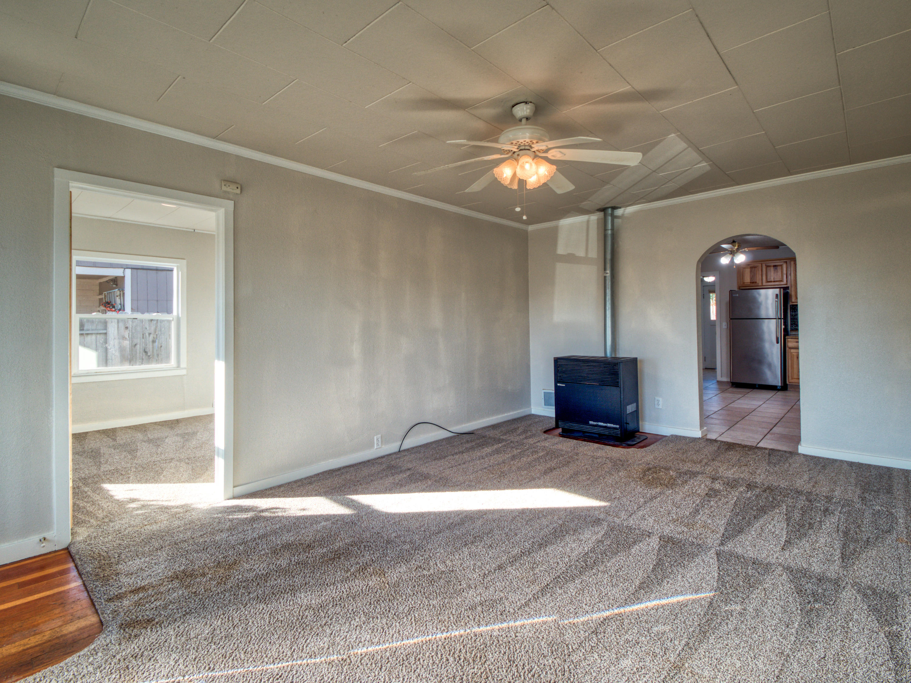 224 Freeman Road Central Point, OR 97502 - Photo 6 of 23 6