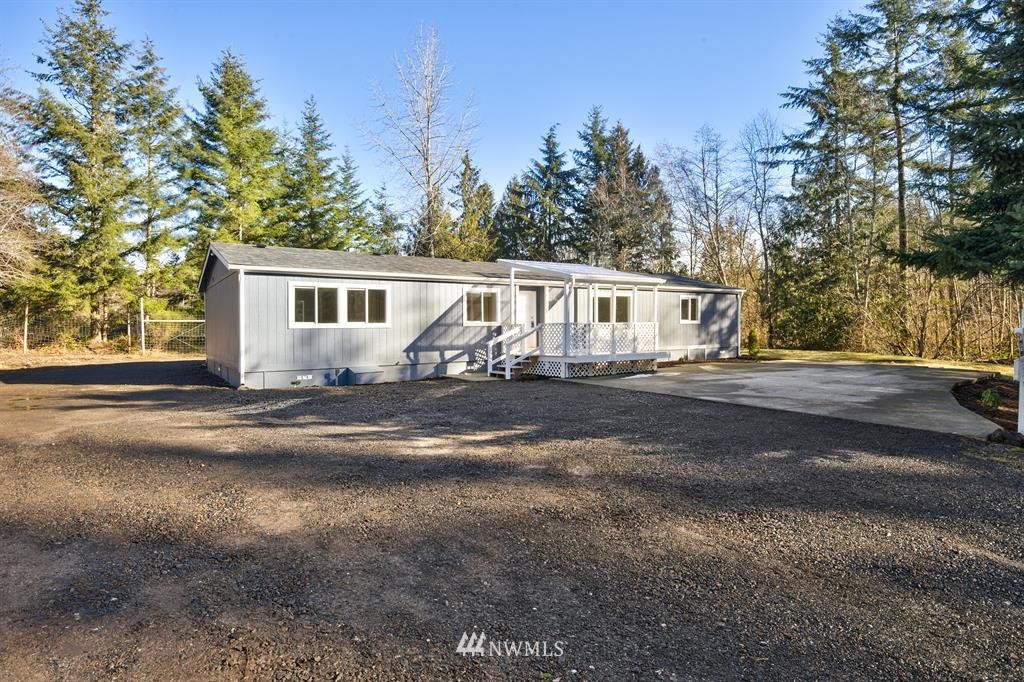 637 Southwest Lider Road Port Orchard, WA 98367 - Photo 1 of 17 Gallery Image 1