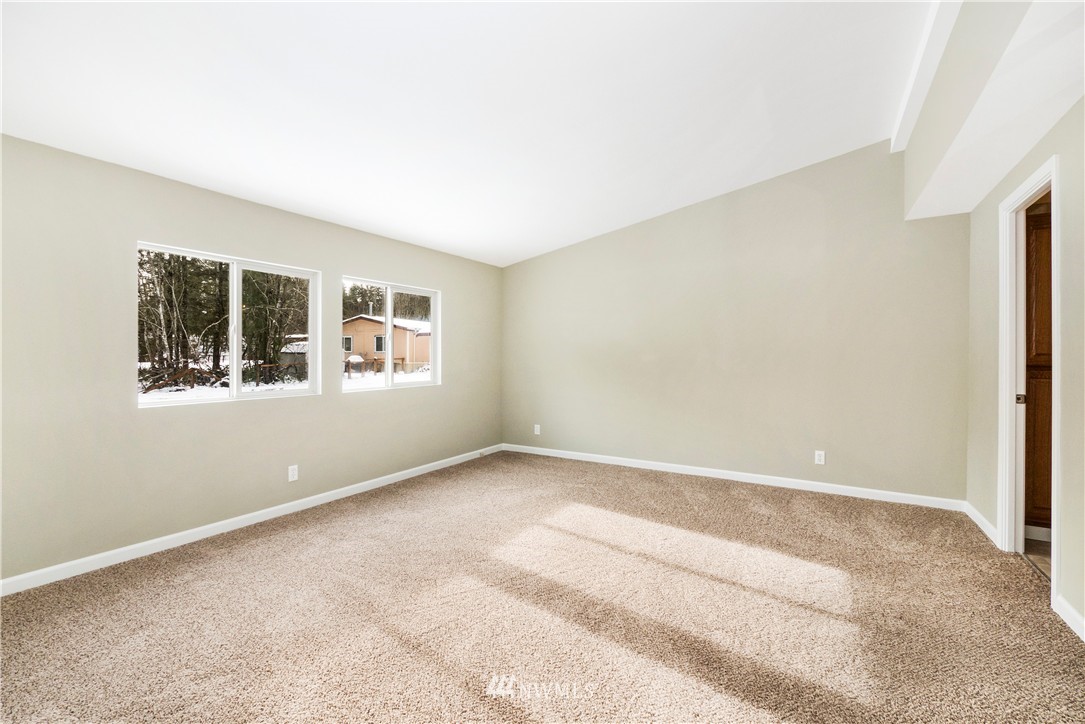 637 Southwest Lider Road Port Orchard, WA 98367 - Photo 14 of 17 Gallery Image 14
