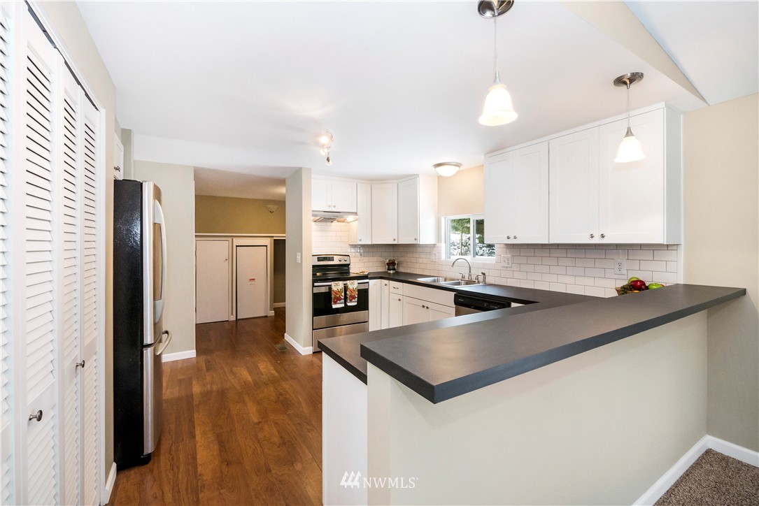 637 Southwest Lider Road Port Orchard, WA 98367 - Photo 7 of 17 Gallery Image 7