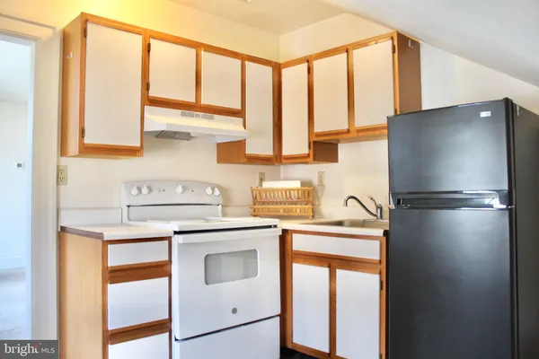 $1,200 | 29 North 3rd Street, Unit A, Oxford, PA 19363