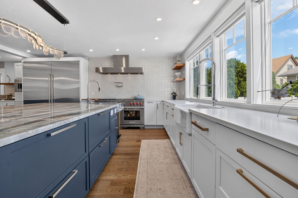 174 Bartlett Road Winthrop, MA 02152 - Photo 10 of 42