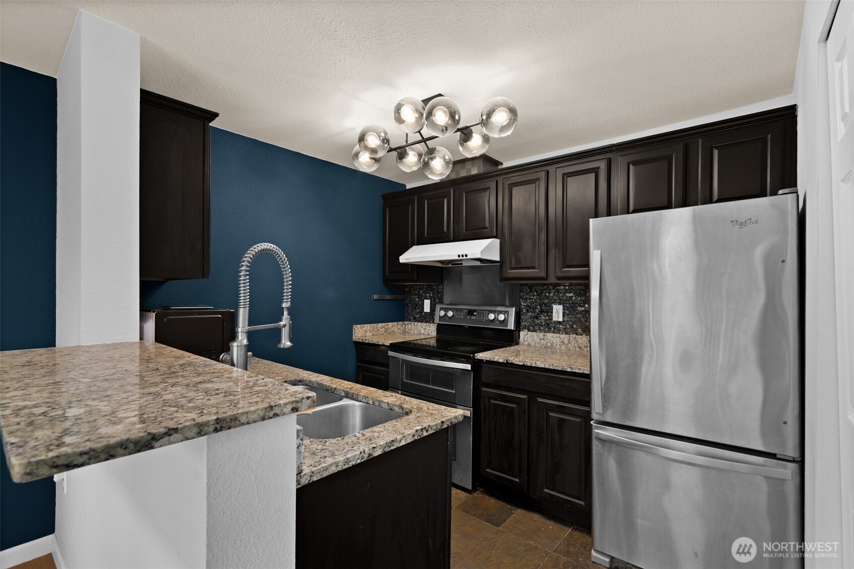 11002 Southeast Petrovitsky Road, Unit G304 Renton, WA 98055 - Photo 13 of 37 Gallery Image 13