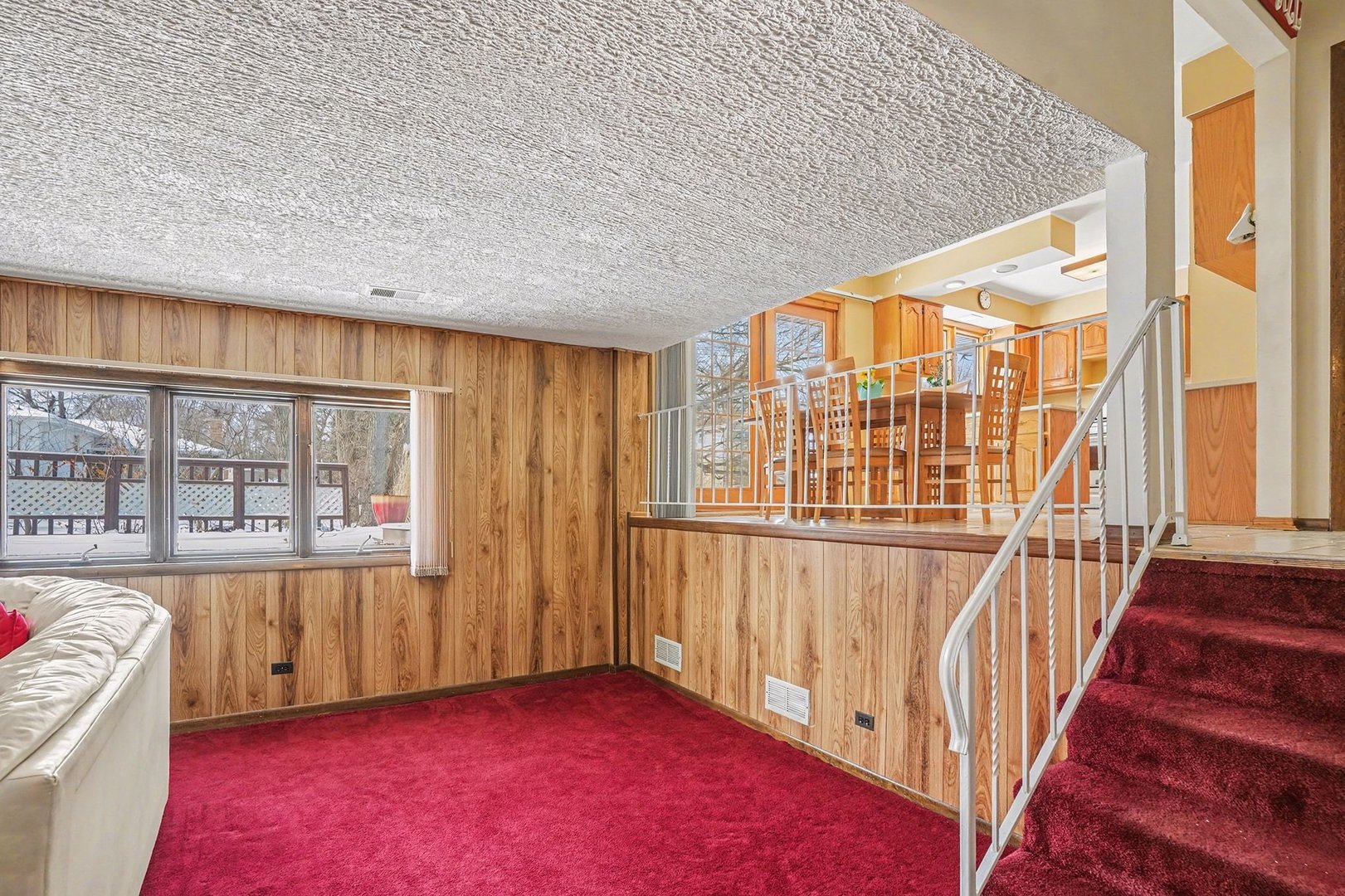 14550 Raneys Lane Orland Park, IL 60462 - Photo 11 of 27 a view of an empty room with a window