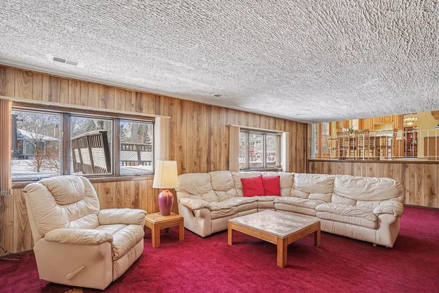 $450,000 | 14550 Raneys Lane, Orland Park, IL 60462