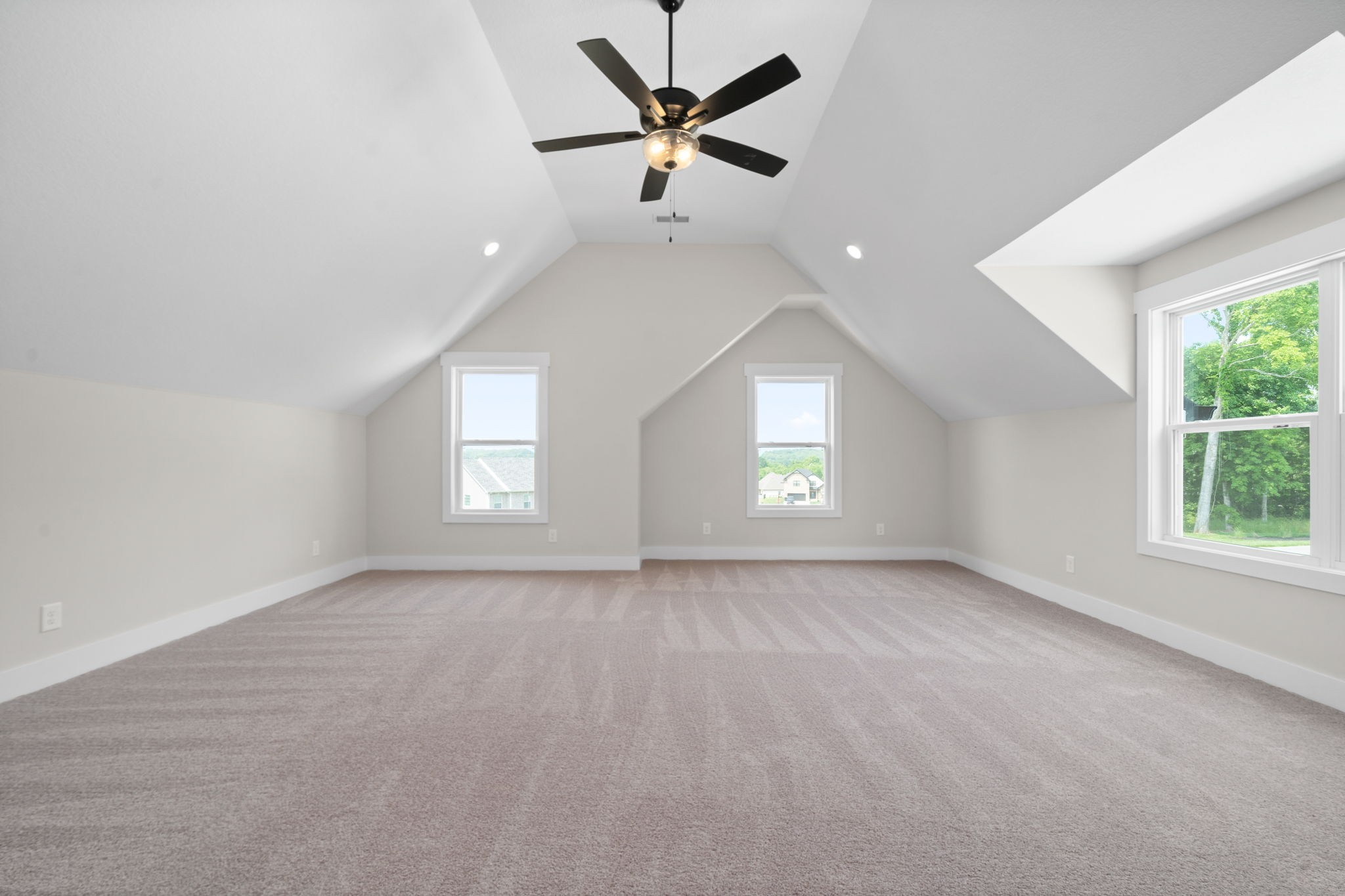 1045 Gratton Road Clarksville, TN 37043 - Photo 30 of 38 an empty room with a window and a fan
