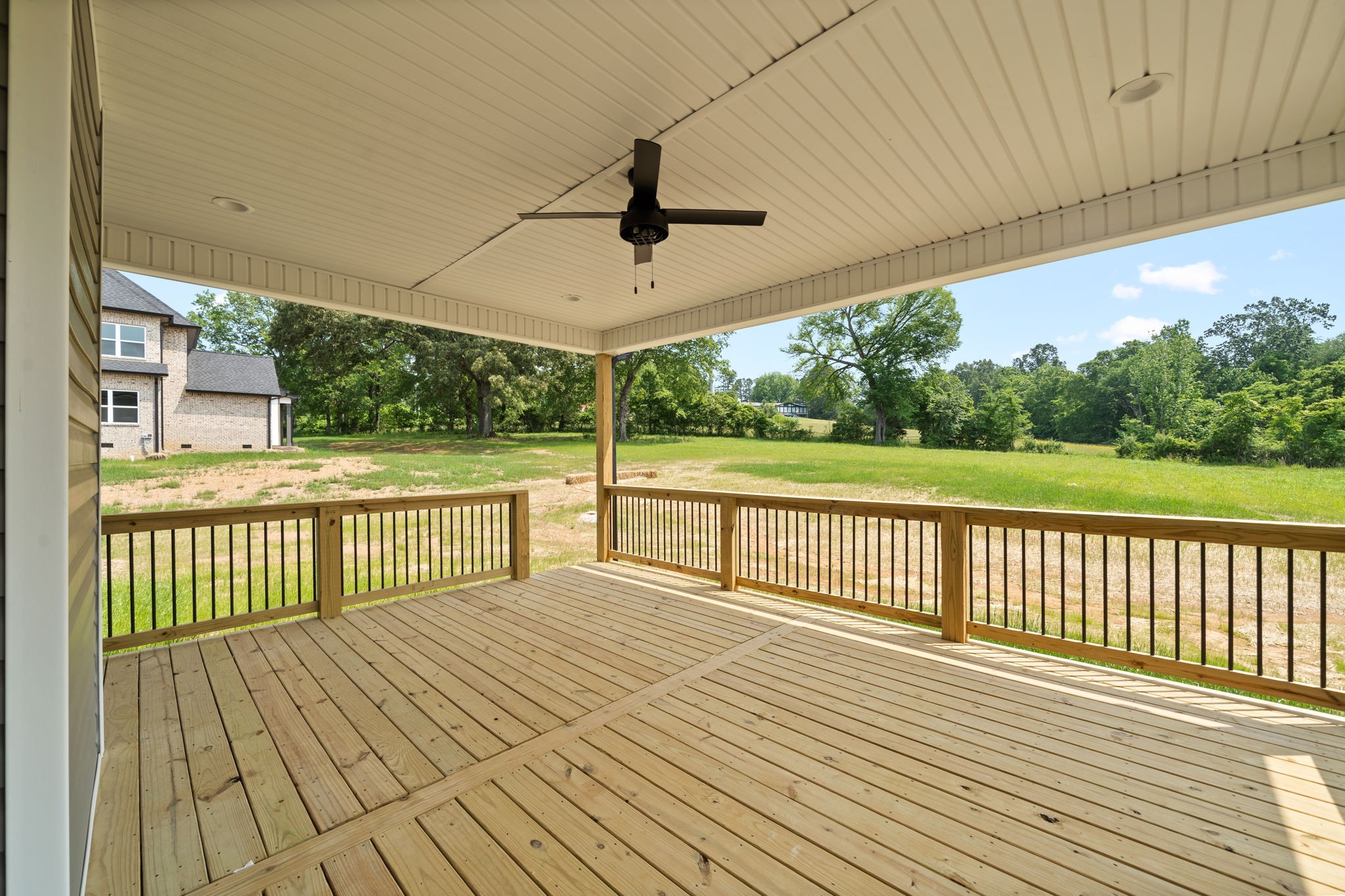 1045 Gratton Road Clarksville, TN 37043 - Photo 32 of 38 a view of a balcony with wooden floor