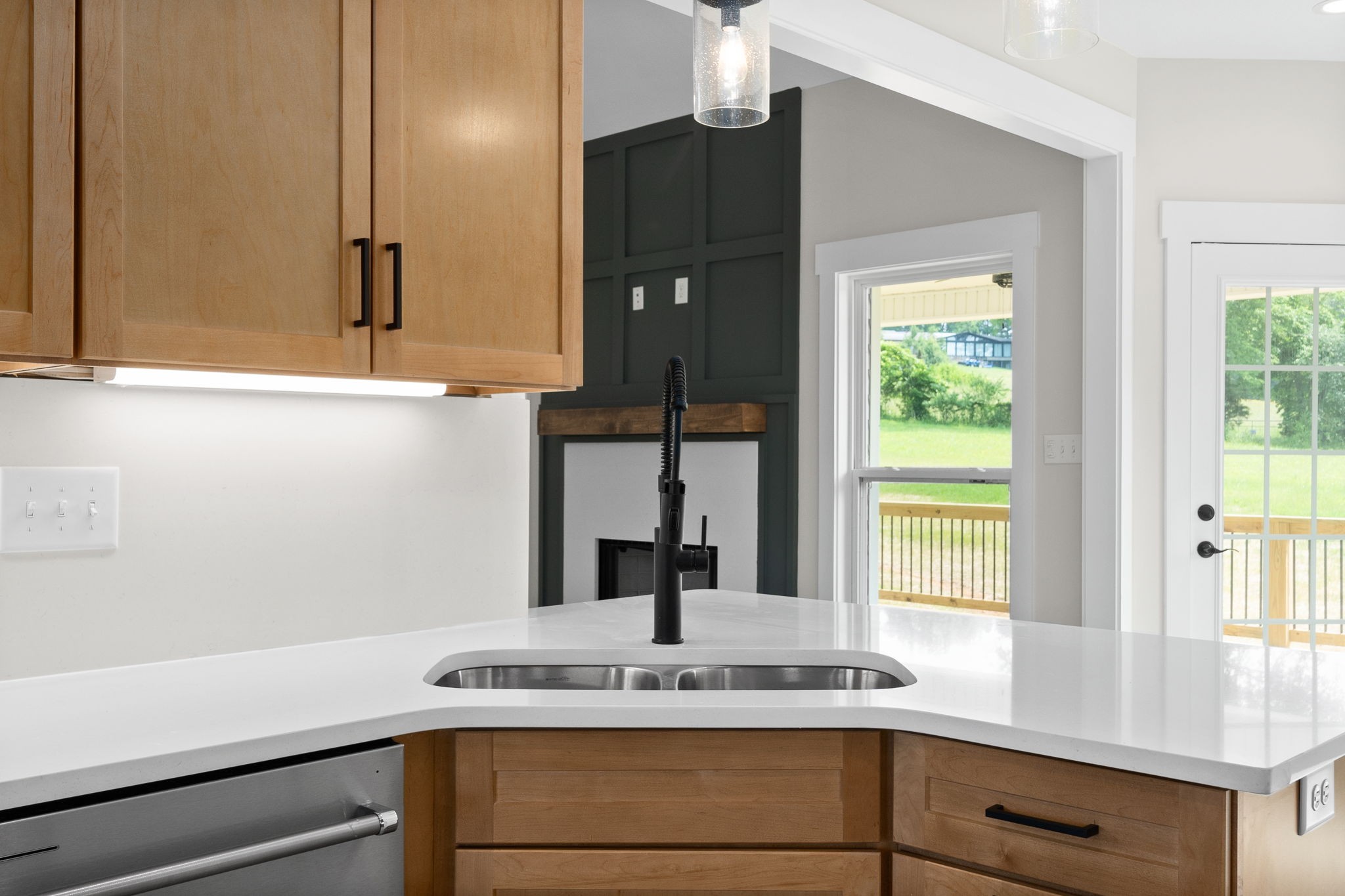 1045 Gratton Road Clarksville, TN 37043 - Photo 10 of 38 a kitchen with a sink and a window