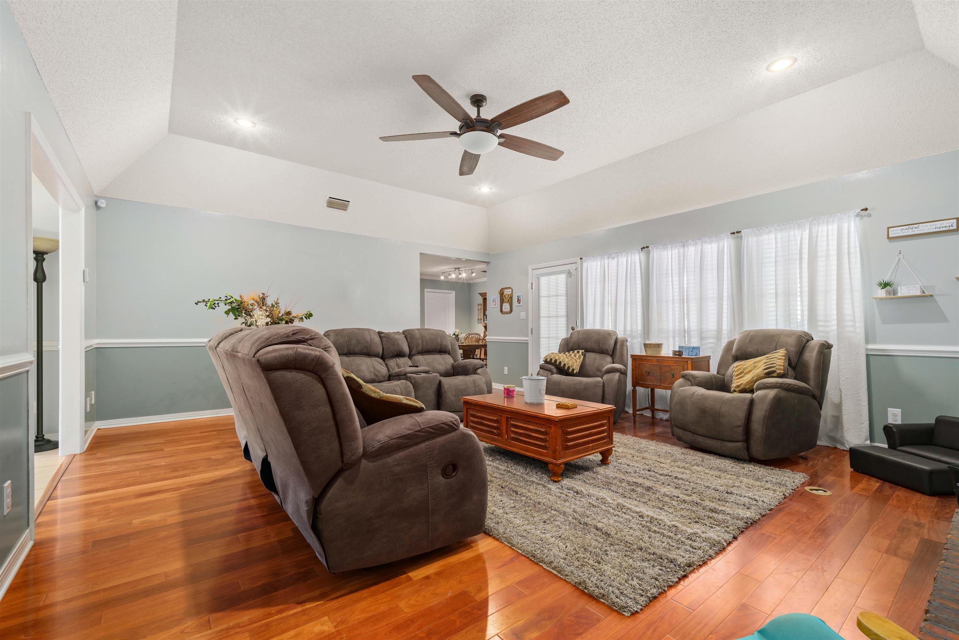 100 Sintabouge Circle Daphne, AL 36526 - Photo 6 of 27