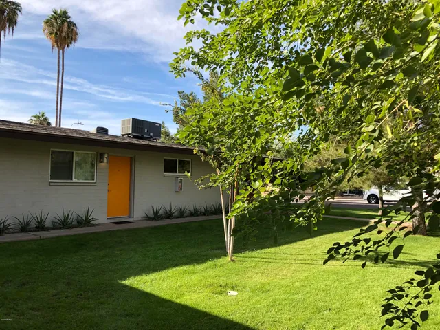 $1,195 | 2103 South Granada Drive, Unit 2, Tempe, AZ 85282