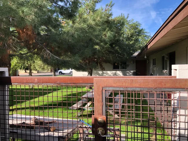 $1,195 | 2103 South Granada Drive, Unit 2, Tempe, AZ 85282