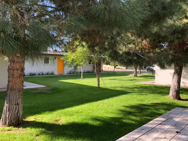 $1,195 | 2103 South Granada Drive, Unit 2, Tempe, AZ 85282