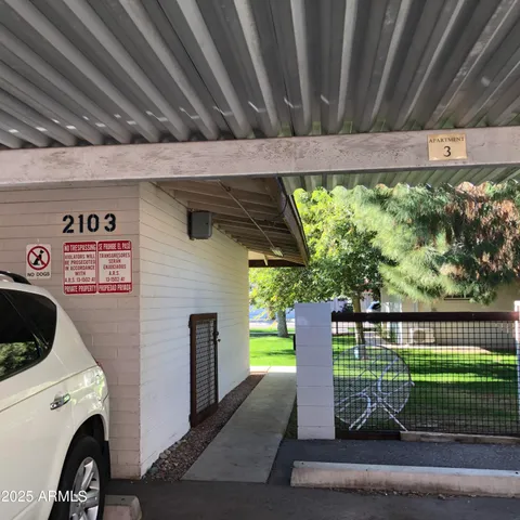 $1,195 | 2103 South Granada Drive, Unit 2, Tempe, AZ 85282