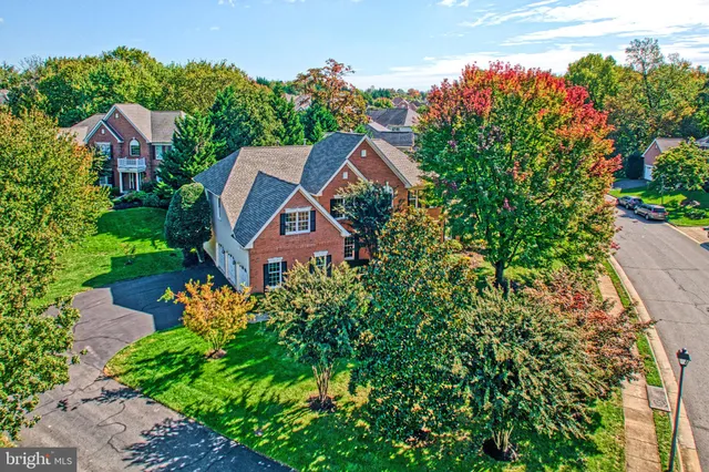 $1,575,000 | 12704 Autumn Crest Drive, Oak Hill, VA 20171