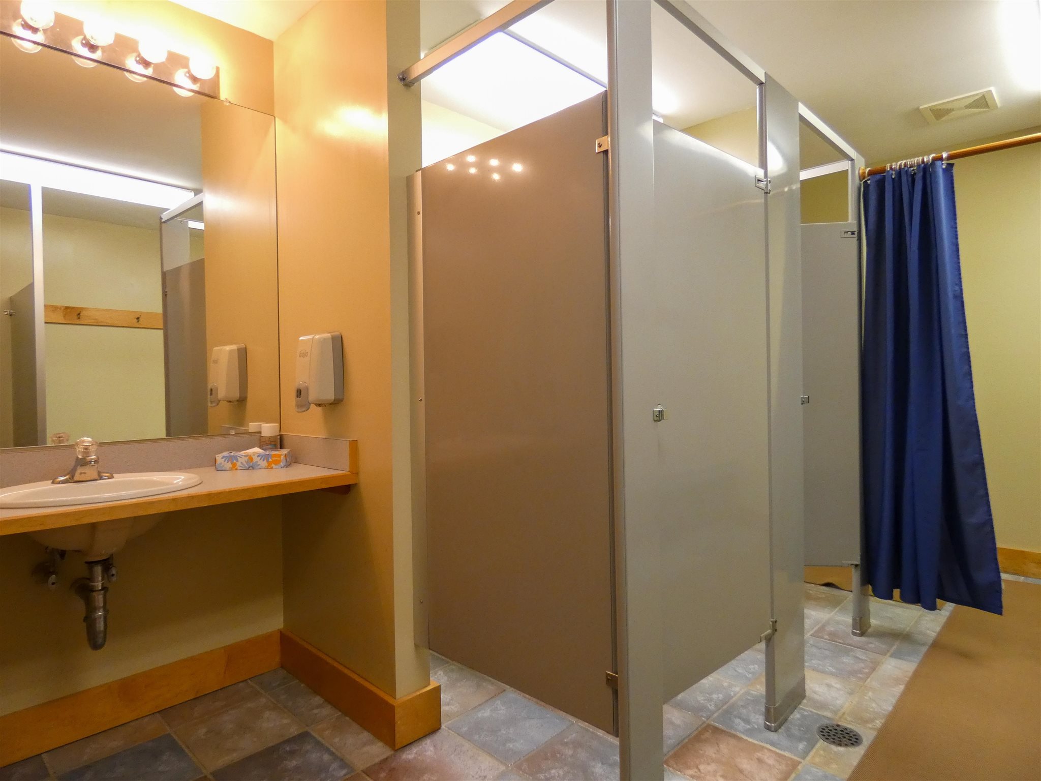 44 A Kingswood Road West Dover, VT 05356 - Photo 25 of 25 Gallery Image 25