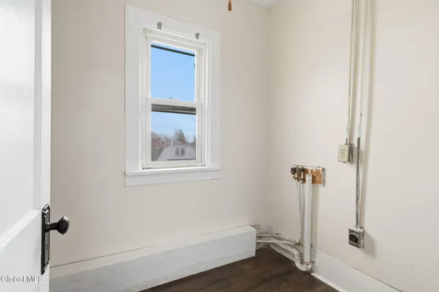 $1,650 | 16 Berkley Avenue, Cohoes, NY 12047