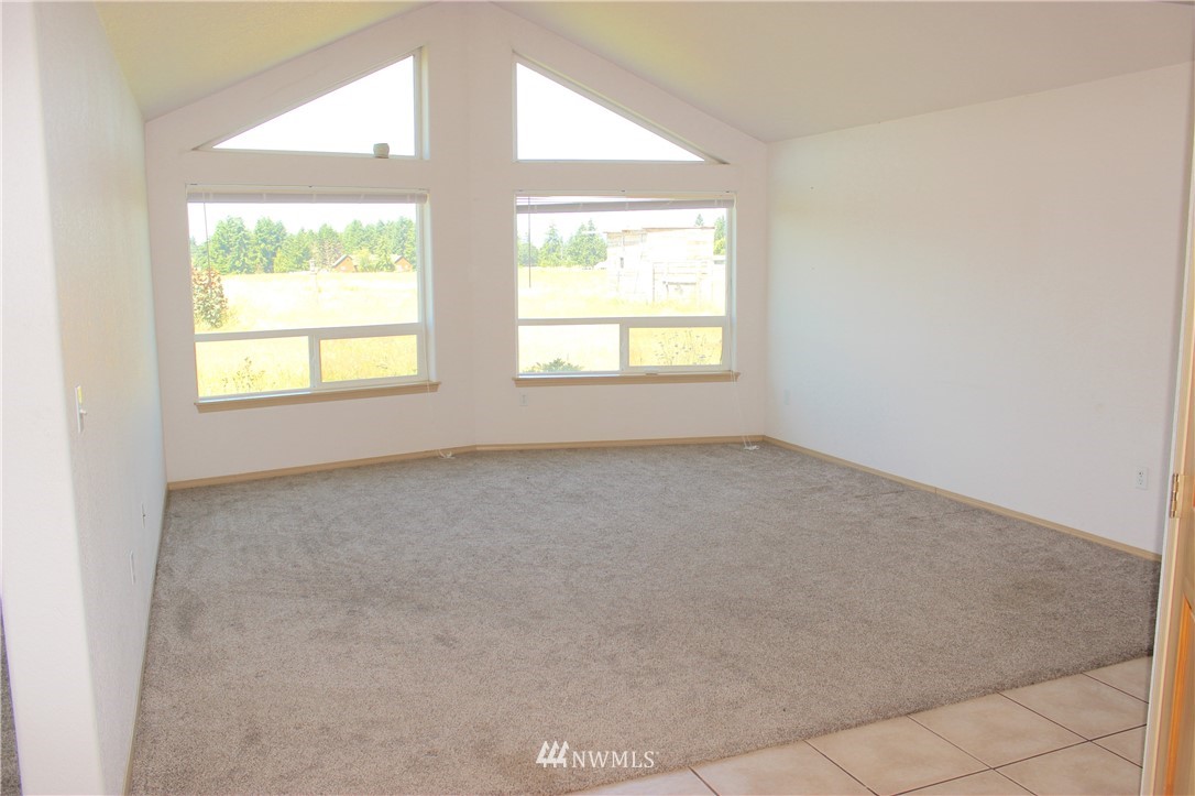 18015 Wakly Lane Southwest Rochester, WA 98579 - Photo 15 of 33