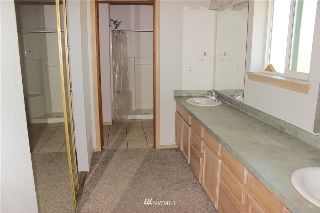 18015 Wakly Lane Southwest Rochester, WA 98579 - Photo 19 of 33