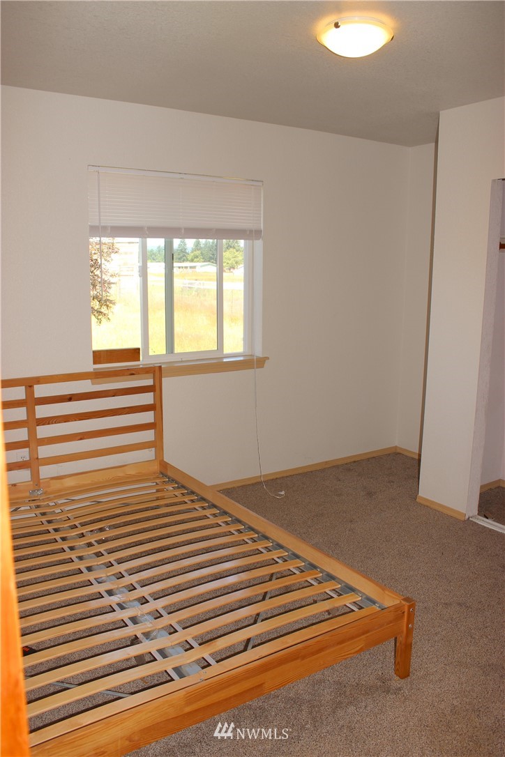 18015 Wakly Lane Southwest Rochester, WA 98579 - Photo 21 of 33