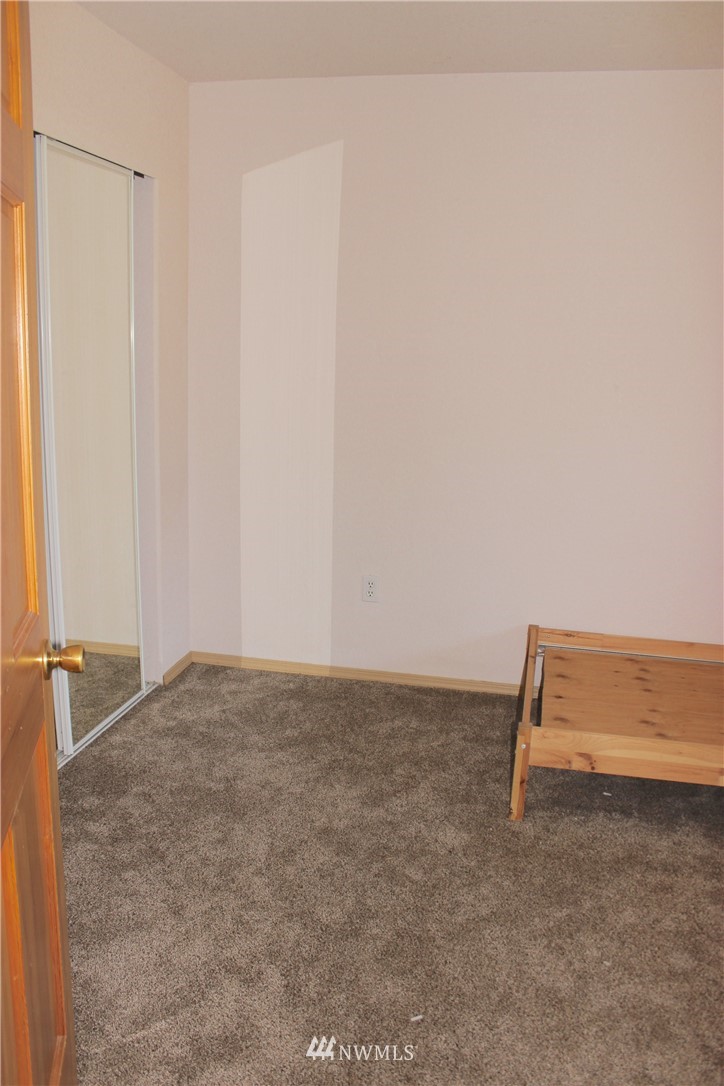 18015 Wakly Lane Southwest Rochester, WA 98579 - Photo 23 of 33