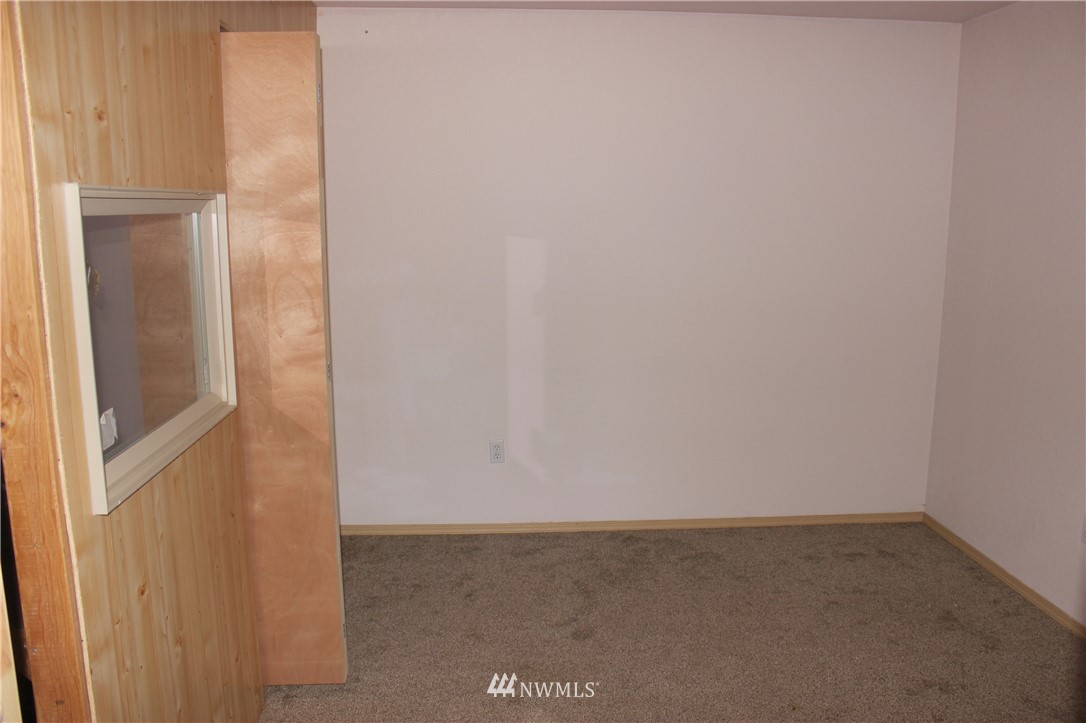 18015 Wakly Lane Southwest Rochester, WA 98579 - Photo 24 of 33