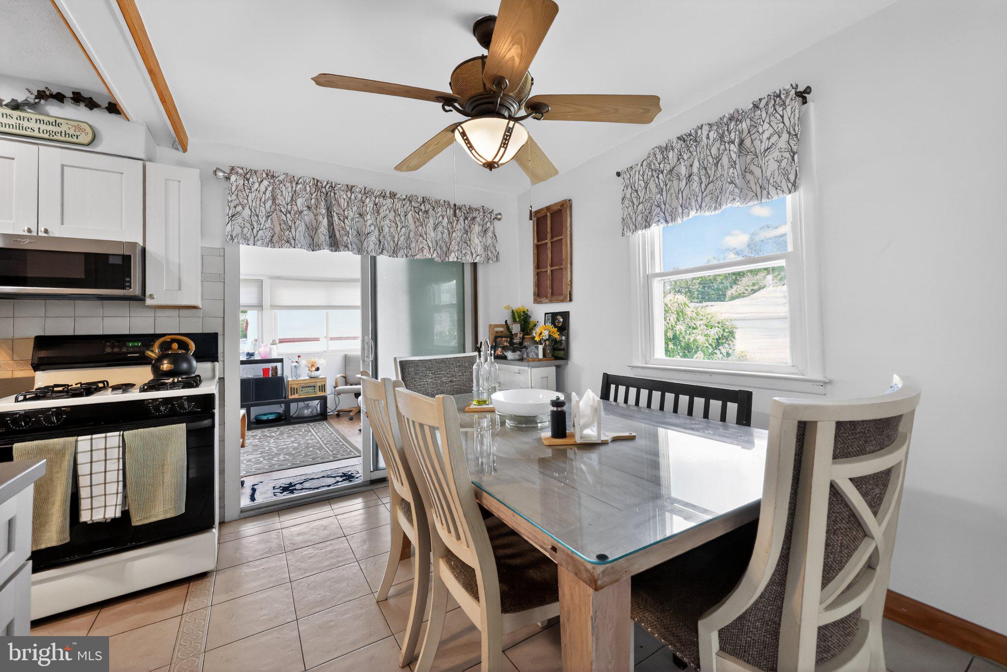 1121 Wynnbrook Road Secane, PA 19018 - Photo 12 of 36 Bright and inviting kitchen space.