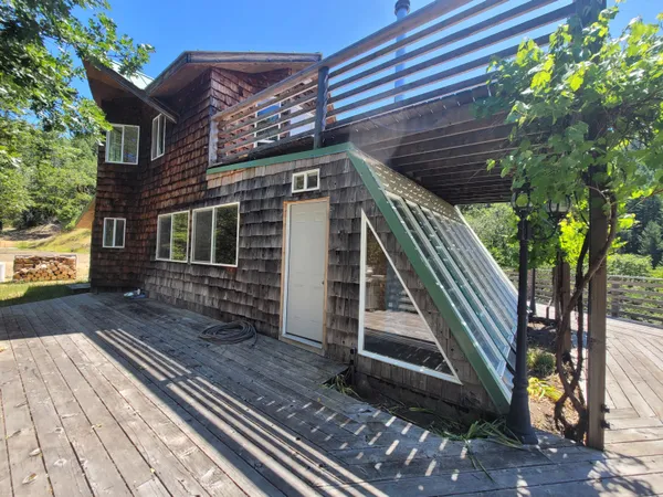 $350,000 | 871 Van Duzen Road, Mad River, CA 95526