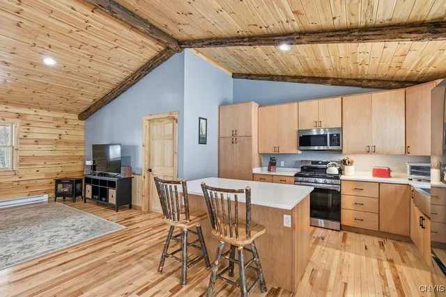 $575,000 | 1084 Rt-12, Unit B, Lebanon, NY 13332