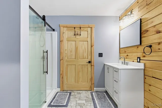 $575,000 | 1084 Rt-12, Unit B, Lebanon, NY 13332