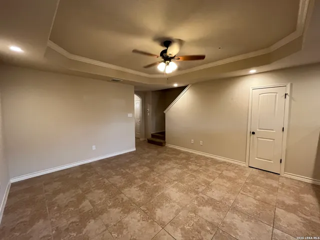 $1,425 | 6427 Luglio Lane, Unit 103, San Antonio, TX 78233