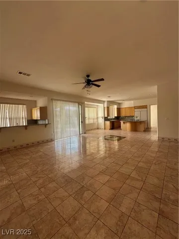 $2,995 | 301 Arbor Garden Avenue, Las Vegas, NV 89148