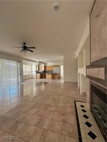 $2,995 | 301 Arbor Garden Avenue, Las Vegas, NV 89148