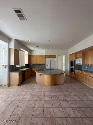 $2,995 | 301 Arbor Garden Avenue, Las Vegas, NV 89148