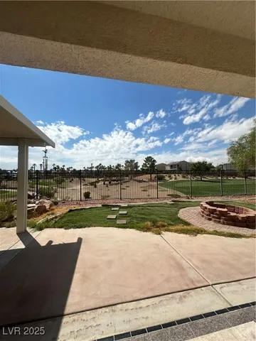 $2,995 | 301 Arbor Garden Avenue, Las Vegas, NV 89148