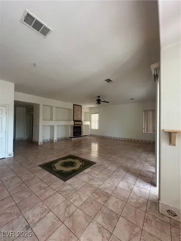 $2,995 | 301 Arbor Garden Avenue, Las Vegas, NV 89148
