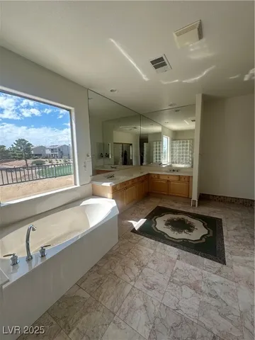 $2,995 | 301 Arbor Garden Avenue, Las Vegas, NV 89148