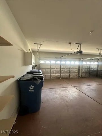 $2,995 | 301 Arbor Garden Avenue, Las Vegas, NV 89148