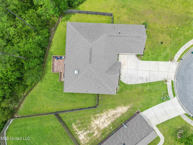 $2,300 | 20100 Mulligan Cove, Gulfport, MS 39503