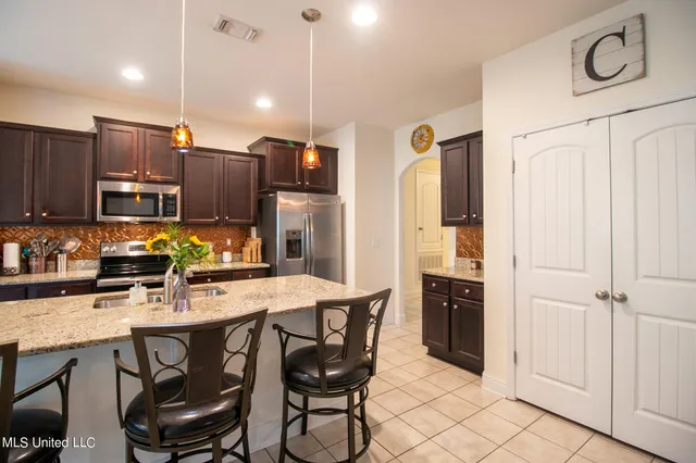 $2,300 | 20100 Mulligan Cove, Gulfport, MS 39503