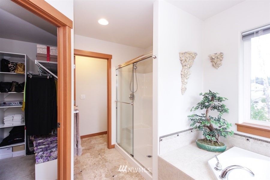 20907 10th Avenue Southeast Bothell, WA 98021 - Photo 14 of 25