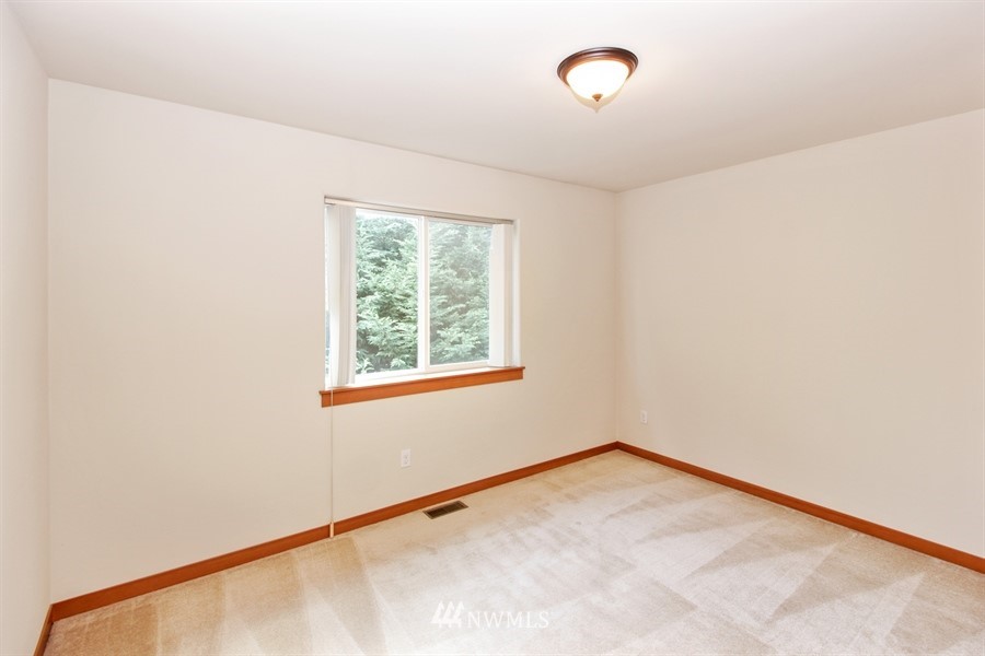 20907 10th Avenue Southeast Bothell, WA 98021 - Photo 17 of 25